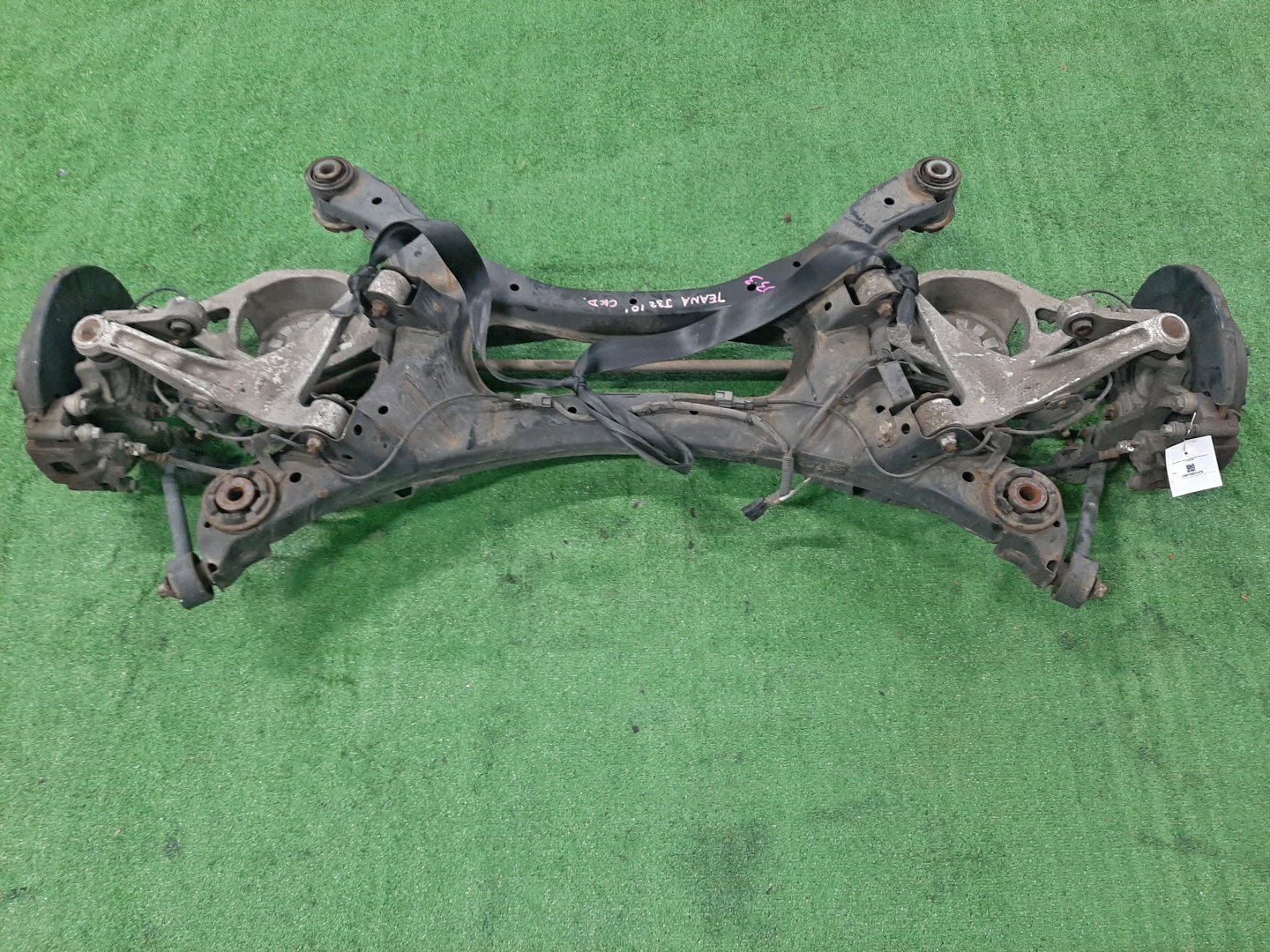 Балка задняя NISSAN TEANA J32 VQ25DE 7033 1 ракурс