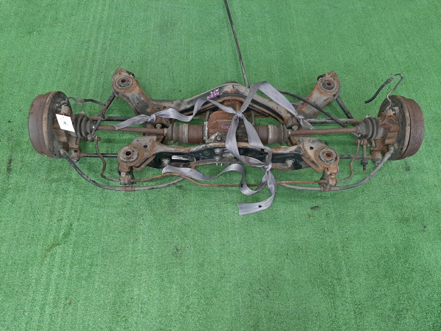 Балка задняя NISSAN SUNNY FNB14 GA15DE 7066 2 ракурс