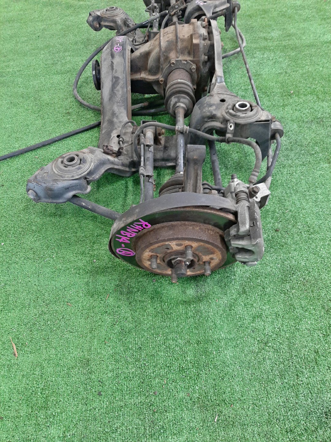 Балка задняя NISSAN RASHEEN RHNB14 SR18DE 7127 4 ракурс