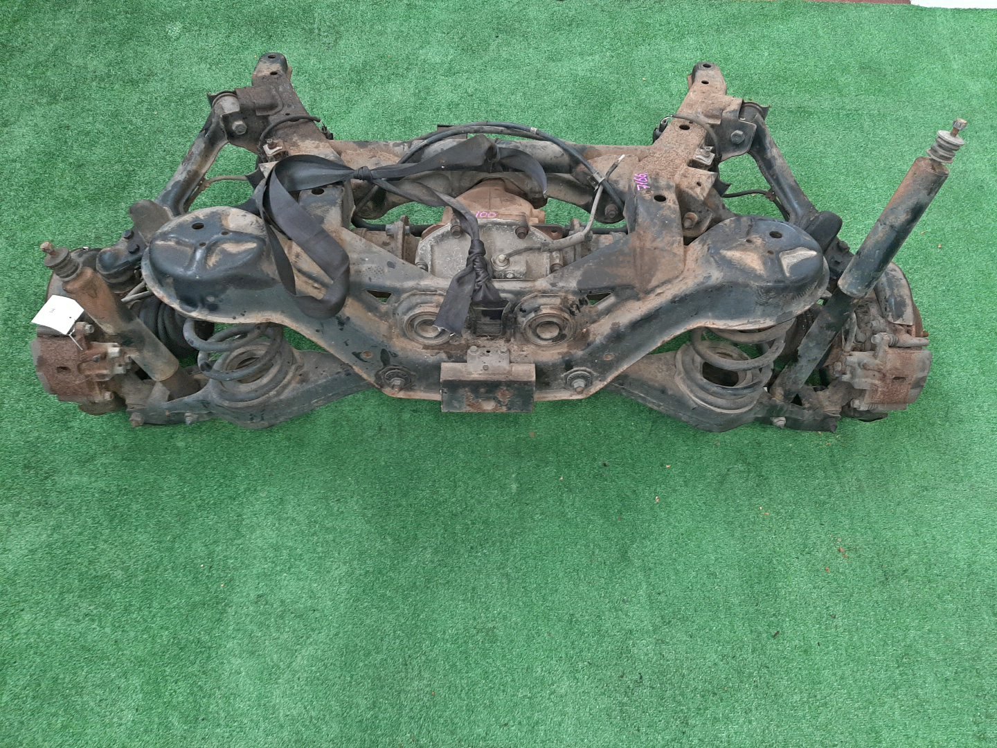 Балка задняя MITSUBISHI PAJERO V65W 6G74 7166 2 ракурс