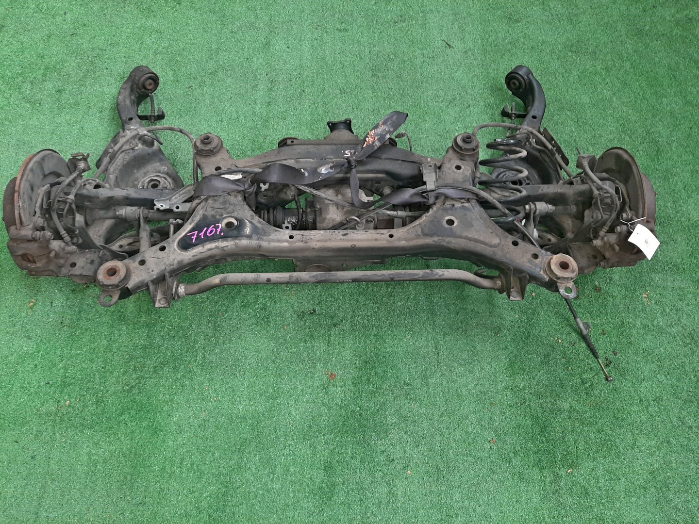 Балка задняя NISSAN SERENA NC25 MR20DE 7167 2 ракурс