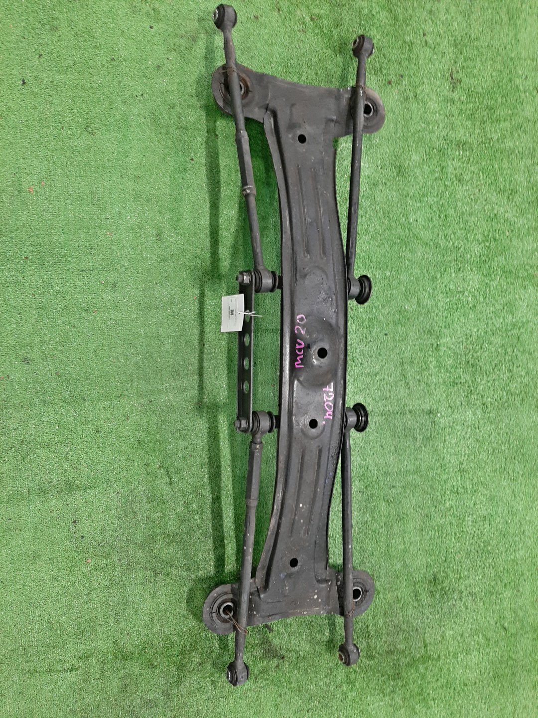 Балка задняя TOYOTA WINDOM MCV20 1MZ-FE 7204 1 ракурс