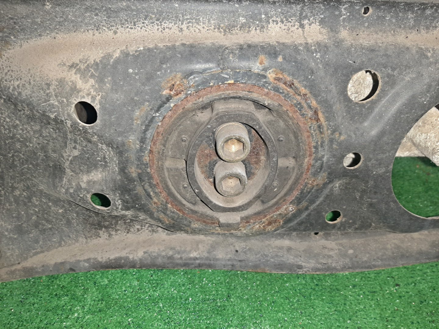 Балка задняя TOYOTA MARK II GX90 1G-FE 7215 3 ракурс