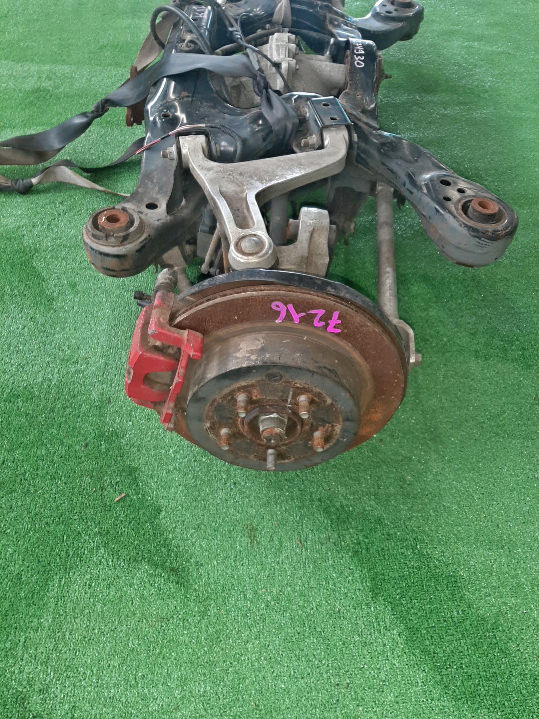 Балка задняя NISSAN SKYLINE ZV37 M274DE20AL 7216 5 ракурс