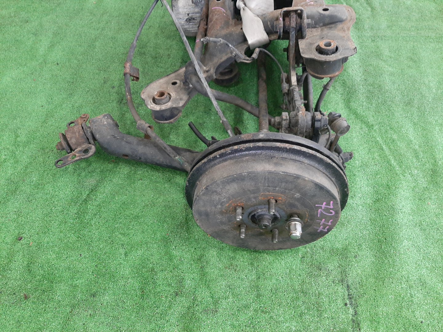 Балка задняя TOYOTA PREMIO ZRT265 2ZR-FE 7277 3 ракурс