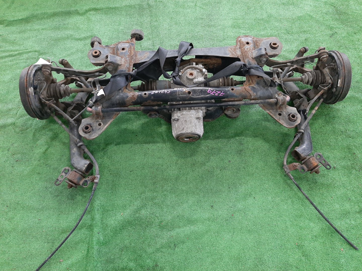 Балка задняя TOYOTA ALLION ZZT245 1ZZ-FE 7279 2 ракурс