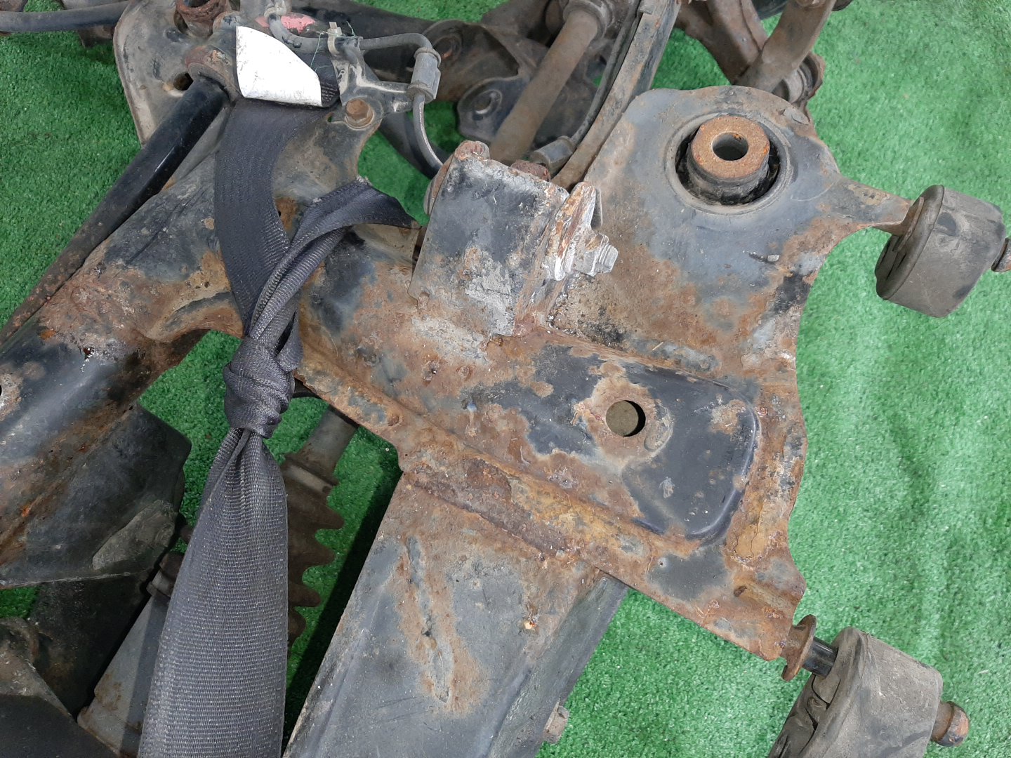Балка задняя TOYOTA ALLION ZZT245 1ZZ-FE 7279 5 ракурс