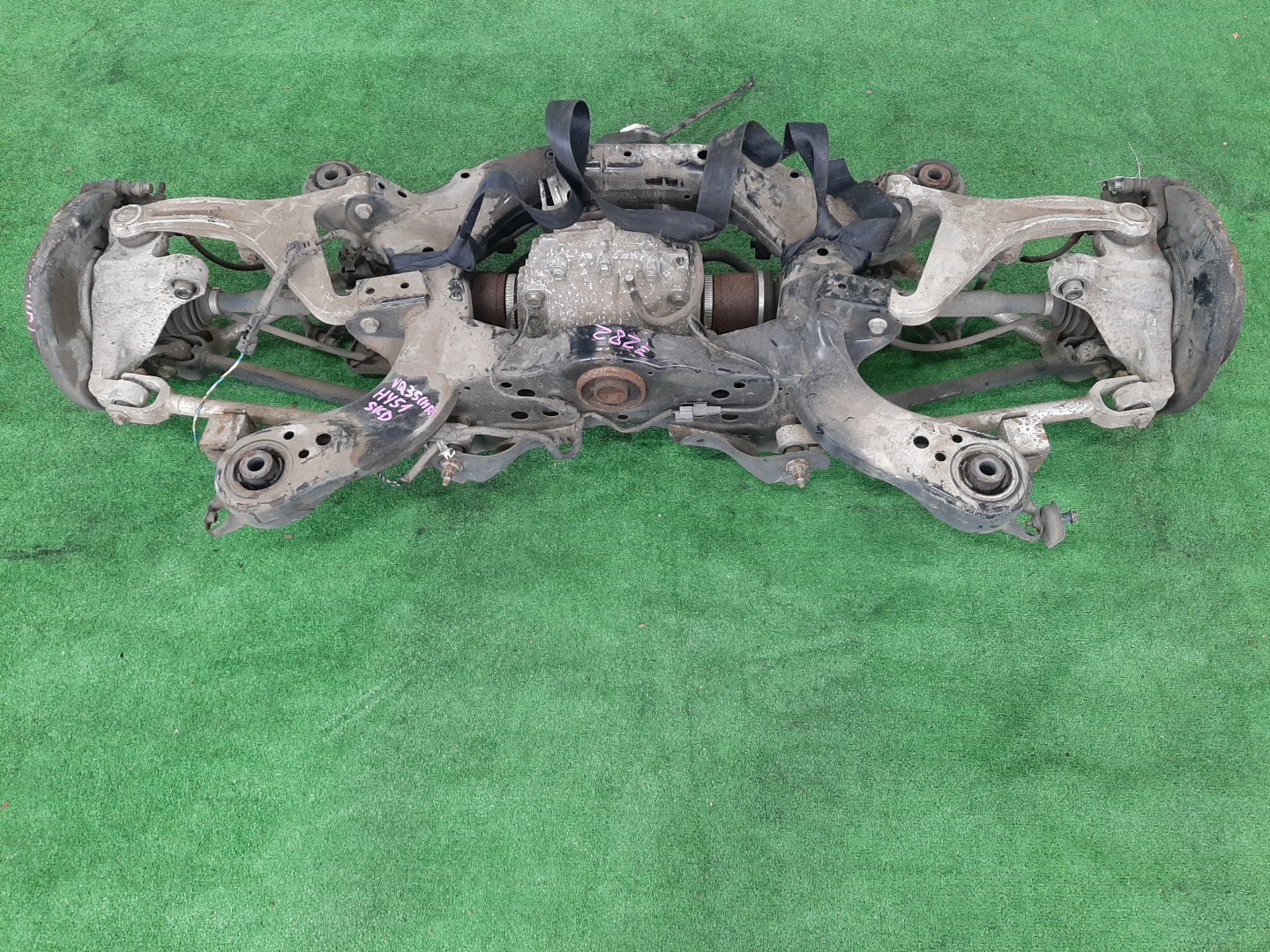 Балка задняя NISSAN FUGA HY51 VQ35HR 7282 2 ракурс