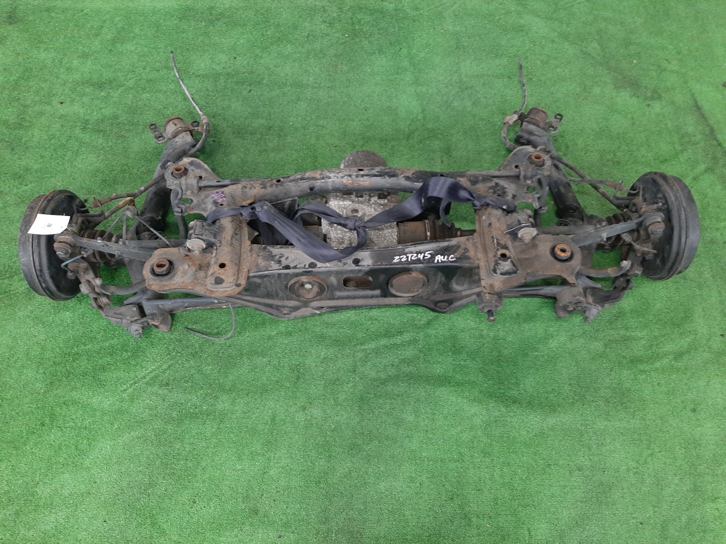 Балка задняя TOYOTA PREMIO ZZT245 1ZZ-FE 7283 1 ракурс