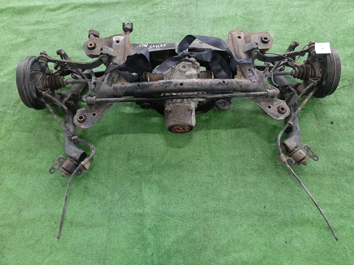 Балка задняя TOYOTA PREMIO ZZT245 1ZZ-FE 7283 2 ракурс