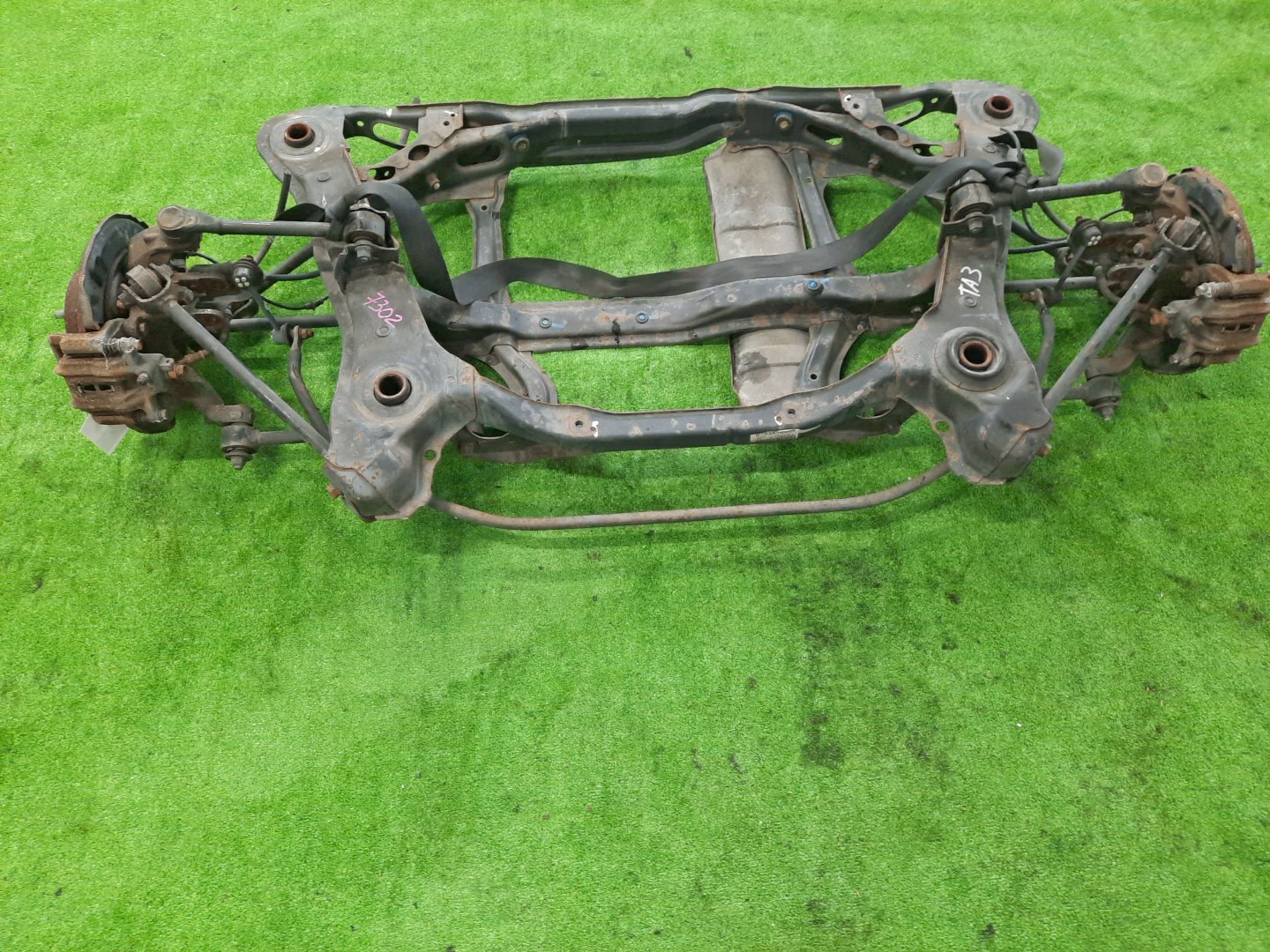 Балка задняя HONDA AVANCIER TA3 J30A 7302 2 ракурс
