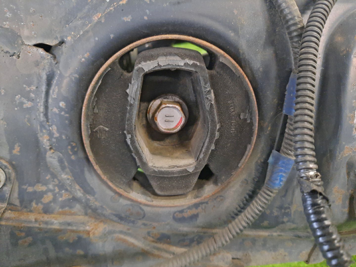 Балка задняя TOYOTA VANGUARD GSA33W 2GR-FE 7303 5 ракурс