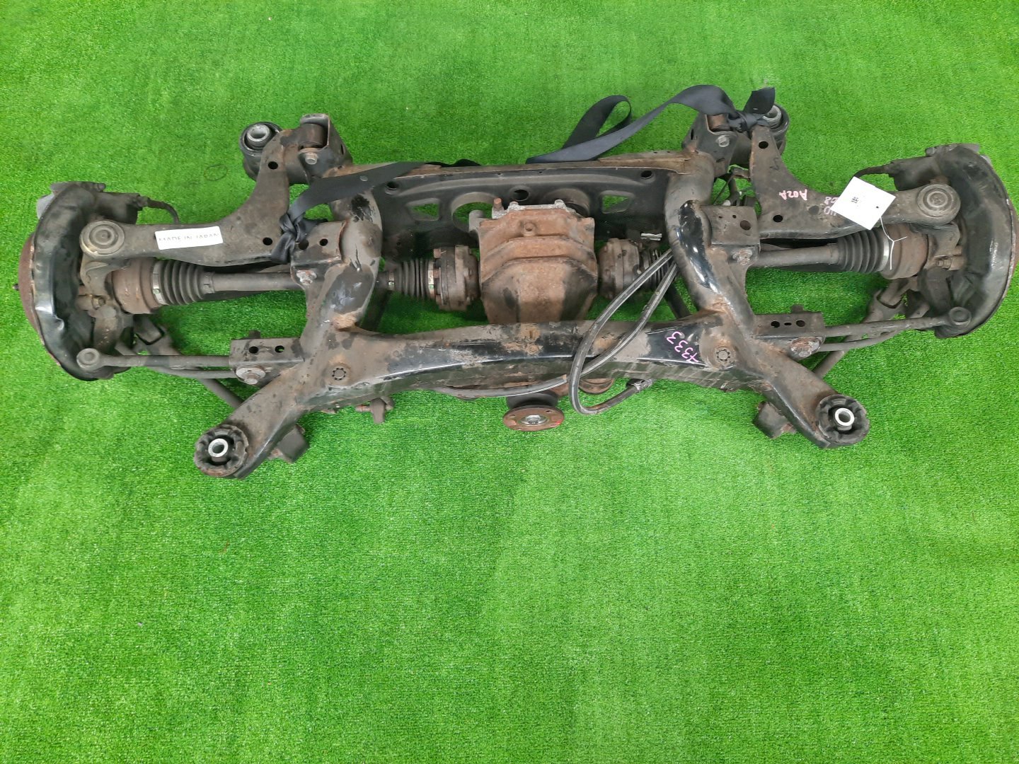 Балка задняя TOYOTA MARK II JZX110 1JZ-FSE 7333 1 ракурс