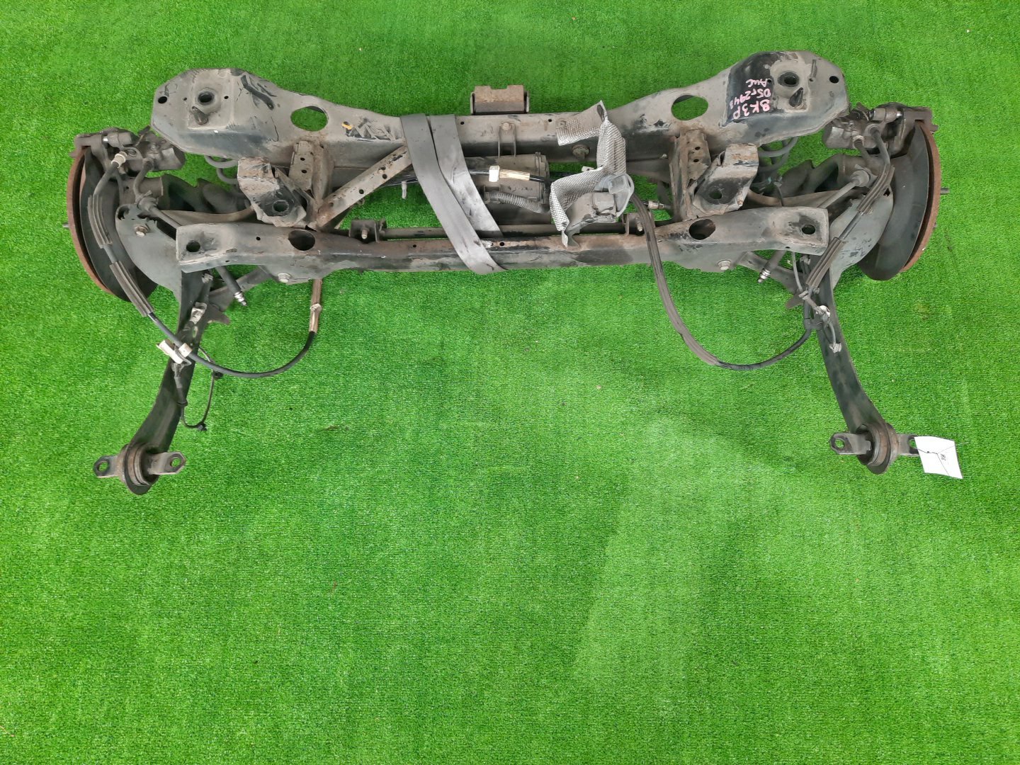 Балка задняя MAZDA AXELA BK3P L3-VE 7334 1 ракурс