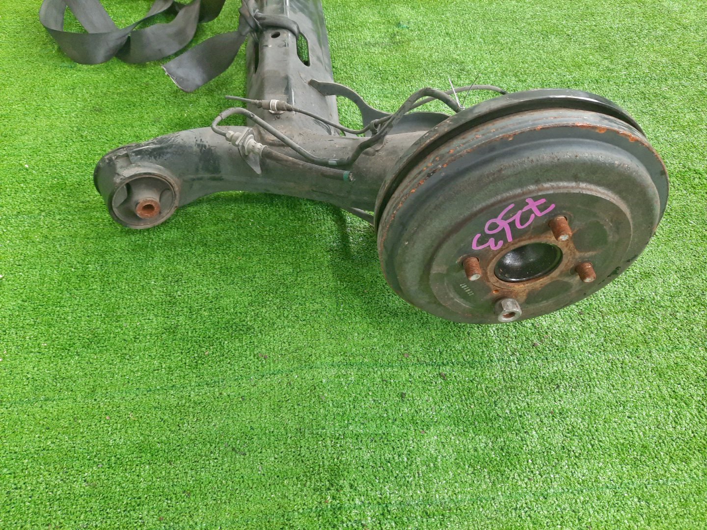Балка задняя TOYOTA RAIZE A200A 1KR-VET 7363 4 ракурс