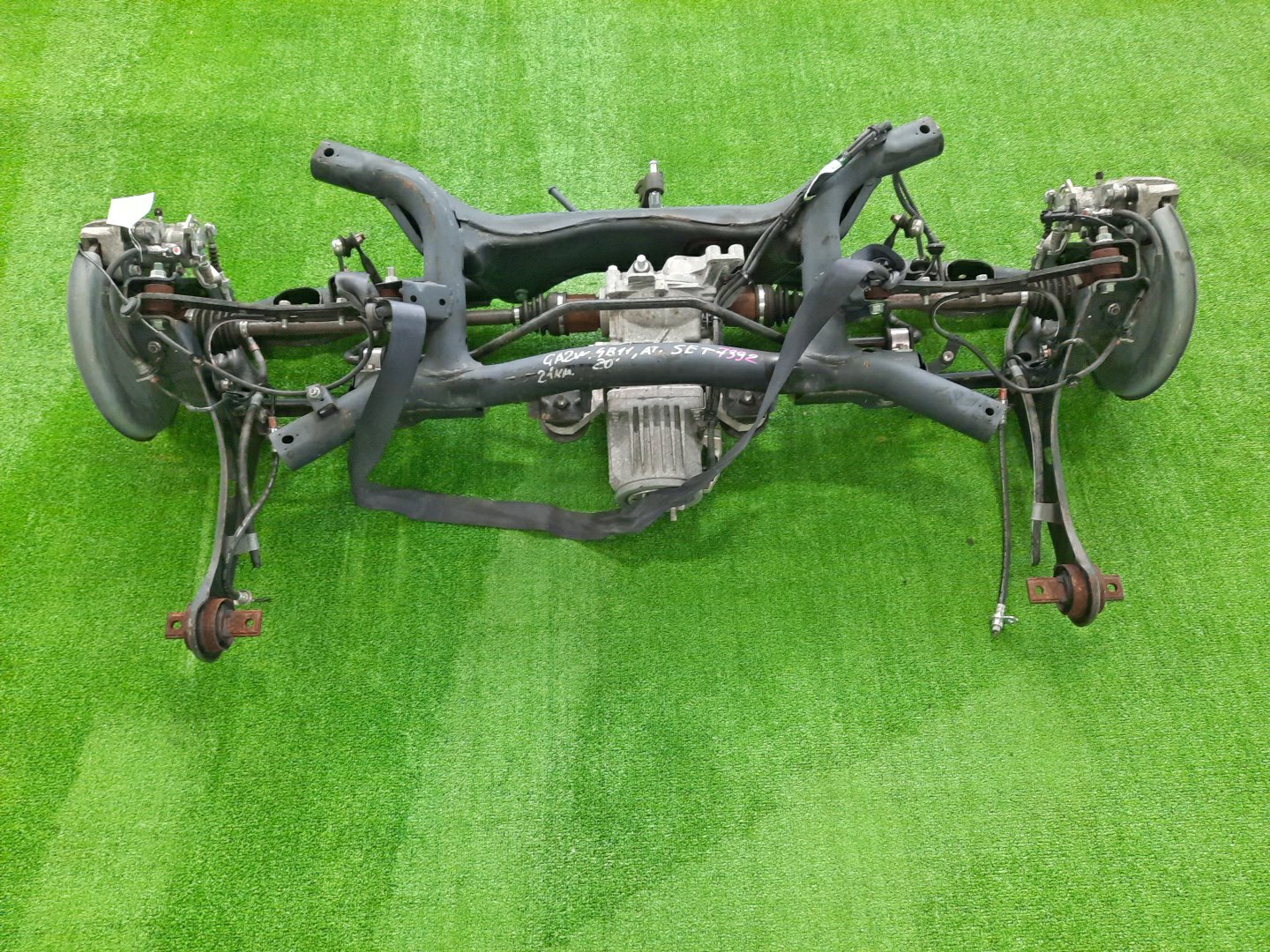 Балка задняя MITSUBISHI ASX GA2W 4B11 7392 2 ракурс Балка задняя MITSUBISHI ASX GA2W 4B11 7392 2 ракурс