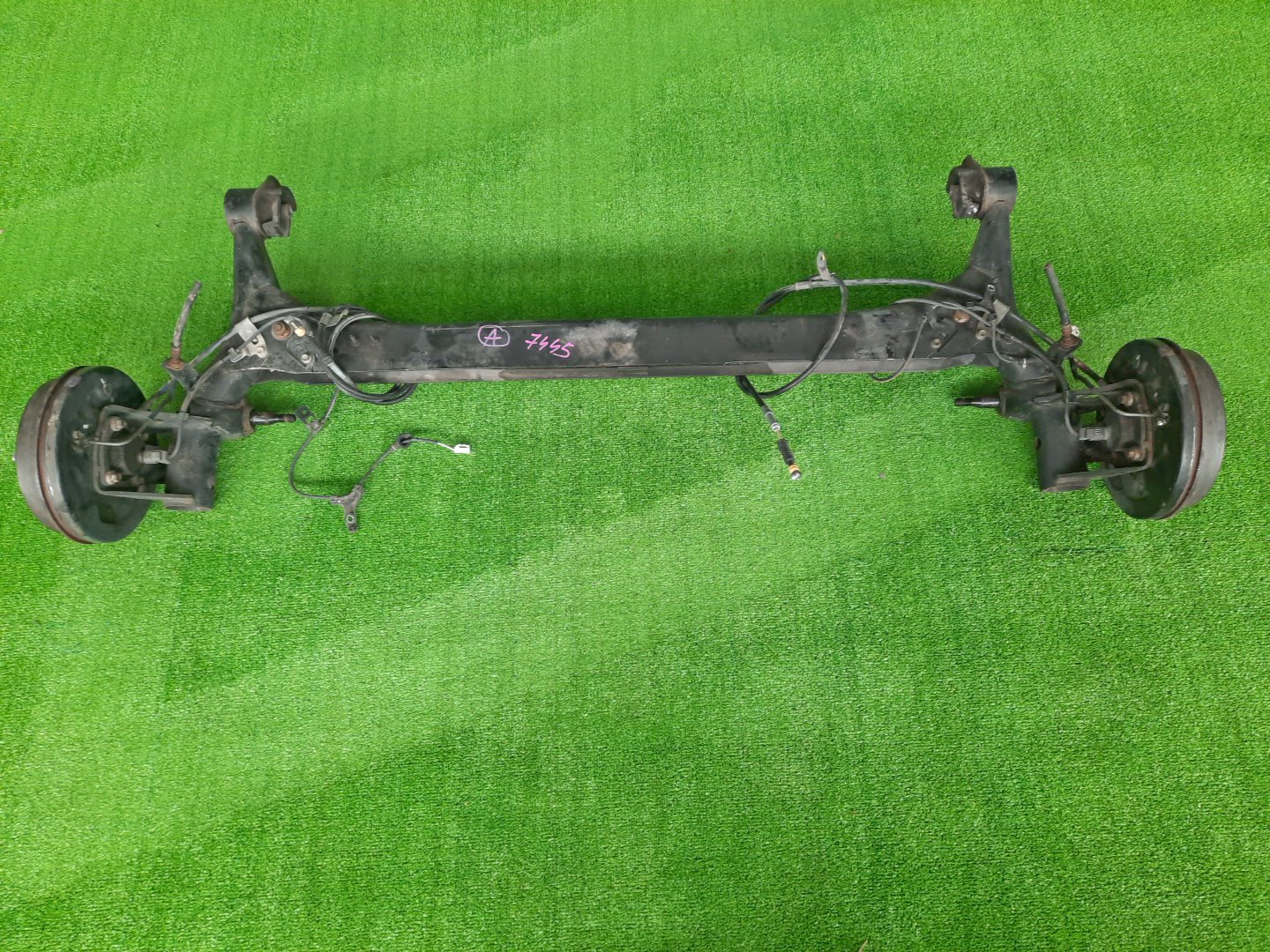 Балка задняя TOYOTA PRIUS NHW20 1NZ-FXE 7445 1 ракурс