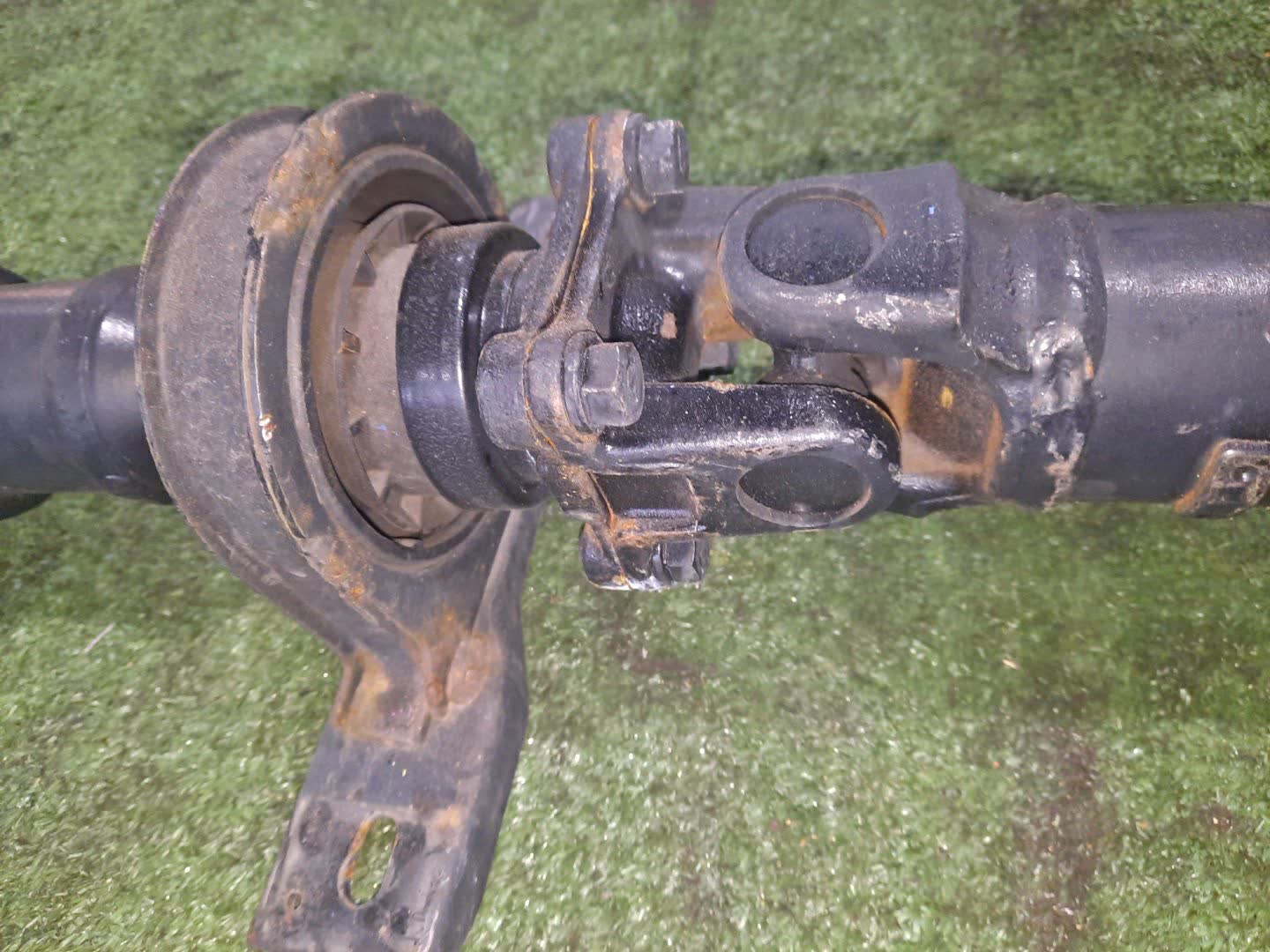 Кардан задний TOYOTA RUSH J210E 3SZ-VE 7060 3 ракурс Кардан задний TOYOTA RUSH J210E 3SZ-VE 7060 3 ракурс