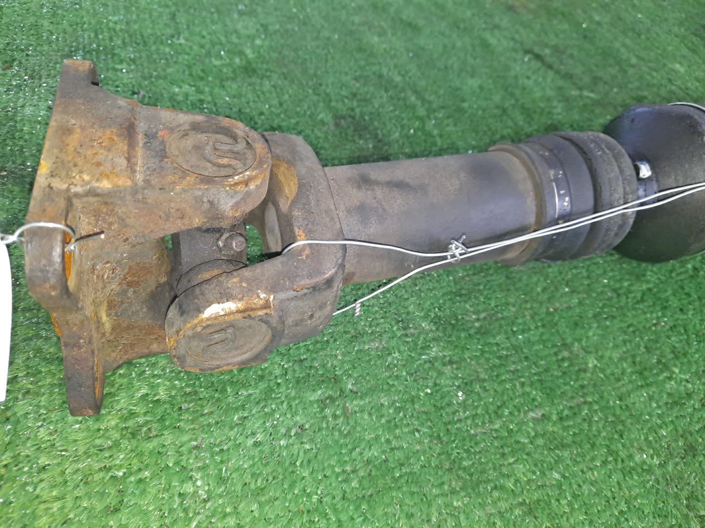 Кардан задний ISUZU WIZARD UER25FW 6VD1 7250 2 ракурс