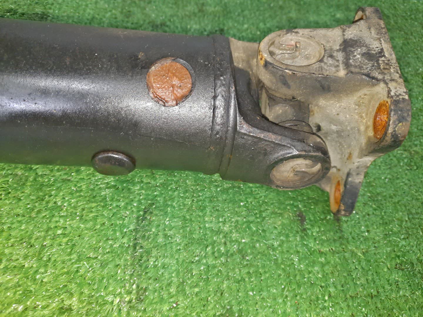 Кардан задний ISUZU WIZARD UER25FW 6VD1 7250 3 ракурс