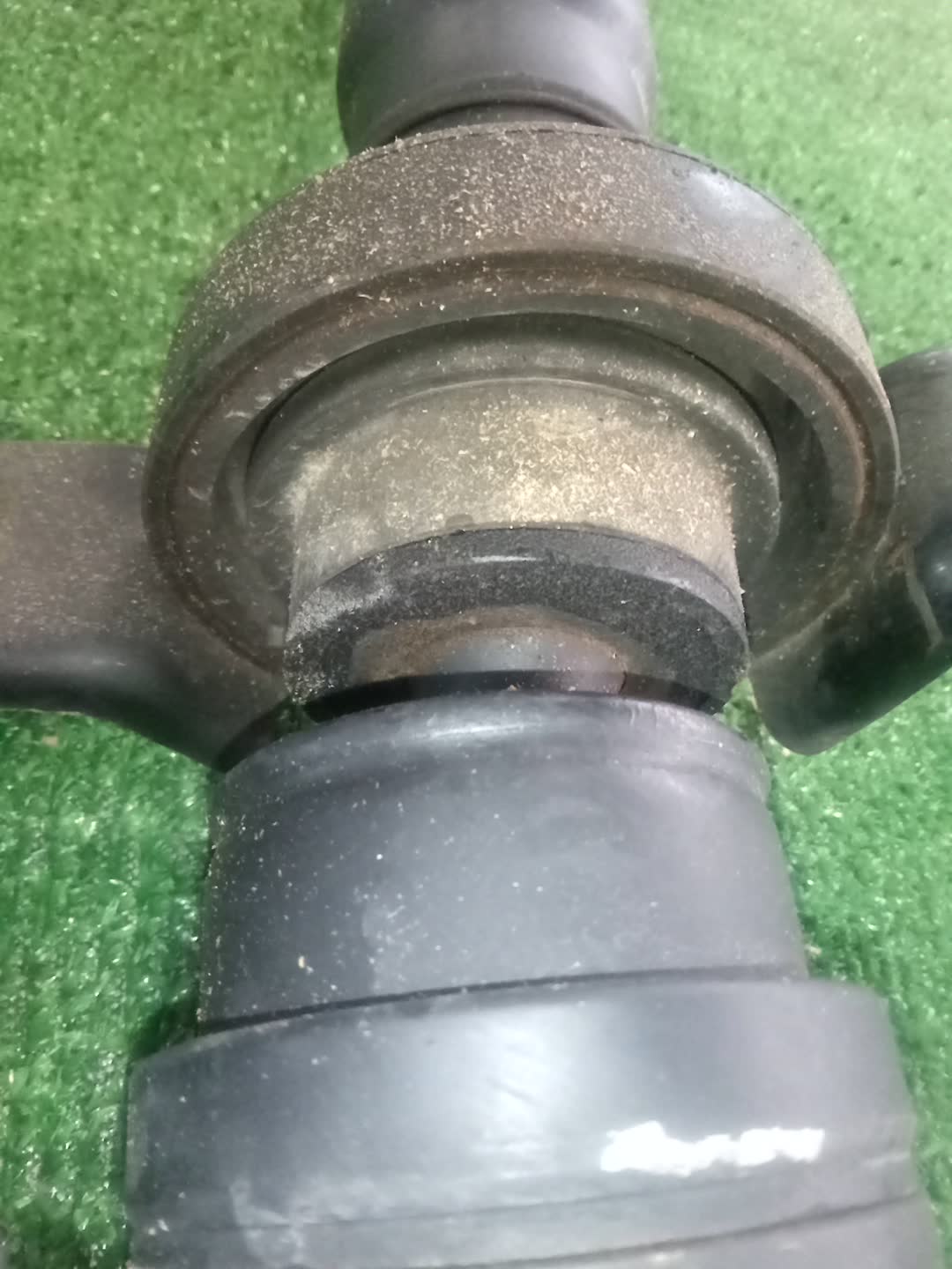 Кардан задний MITSUBISHI DELICA D5 CV5W 4B12 9140 3 ракурс Кардан задний MITSUBISHI DELICA D5 CV5W 4B12 9140 3 ракурс
