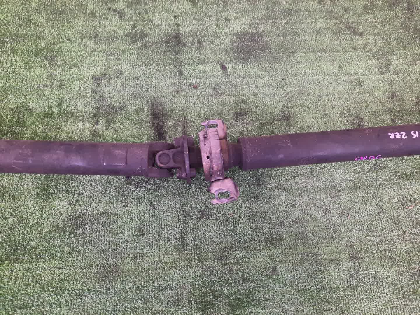 Кардан задний TOYOTA ISIS ZGM15G 2ZR-FAE 9896 3 ракурс