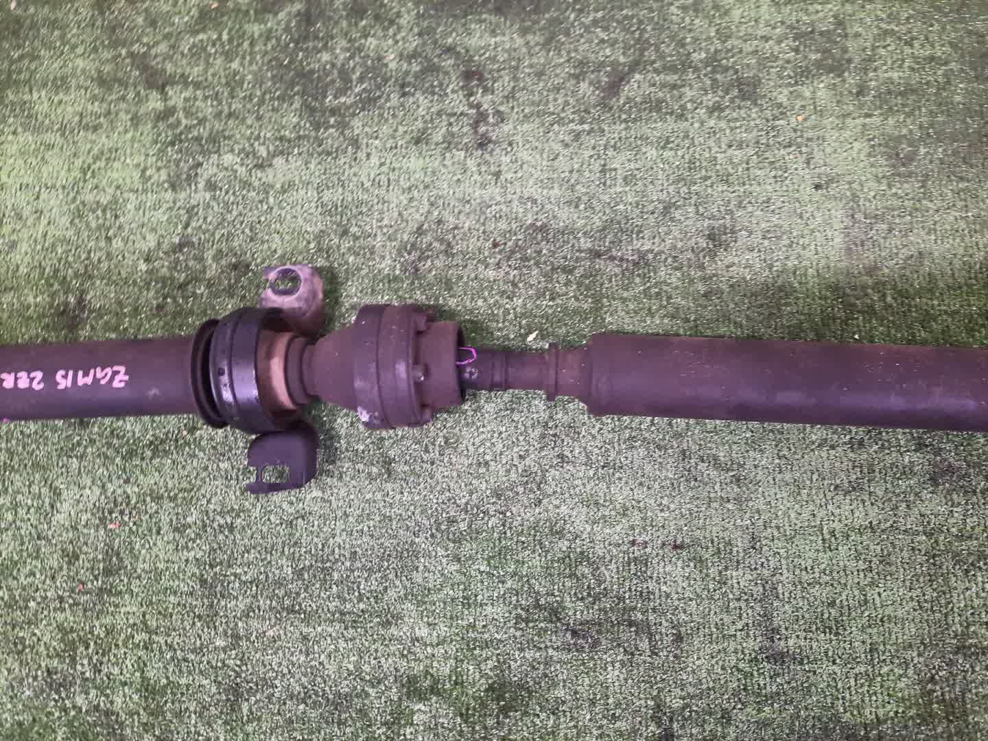 Кардан задний TOYOTA ISIS ZGM15G 2ZR-FAE 9896 4 ракурс