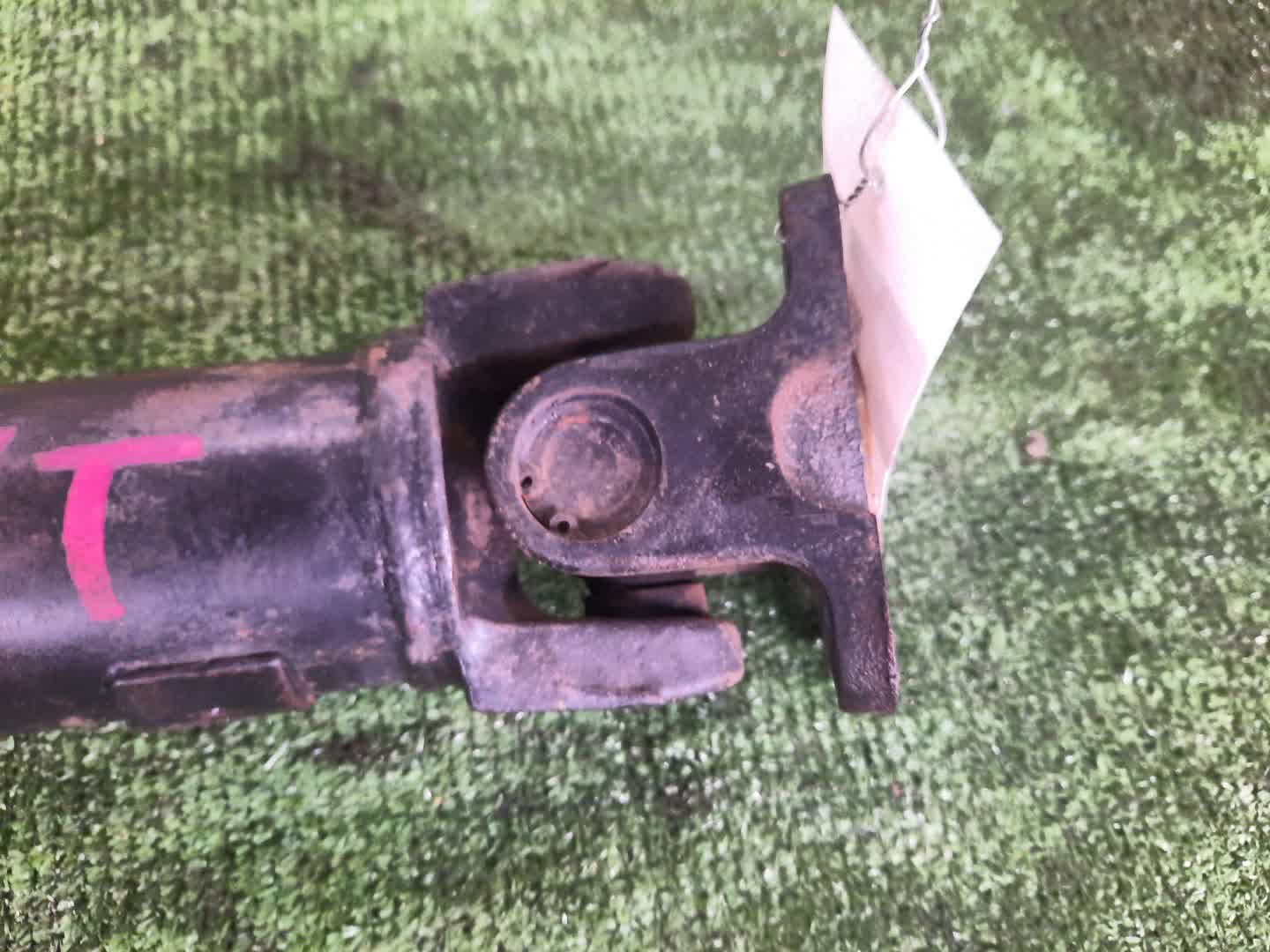 Кардан задний MITSUBISHI PAJERO IO H67W 4G94 9912 2 ракурс Кардан задний MITSUBISHI PAJERO IO H67W 4G94 9912 2 ракурс