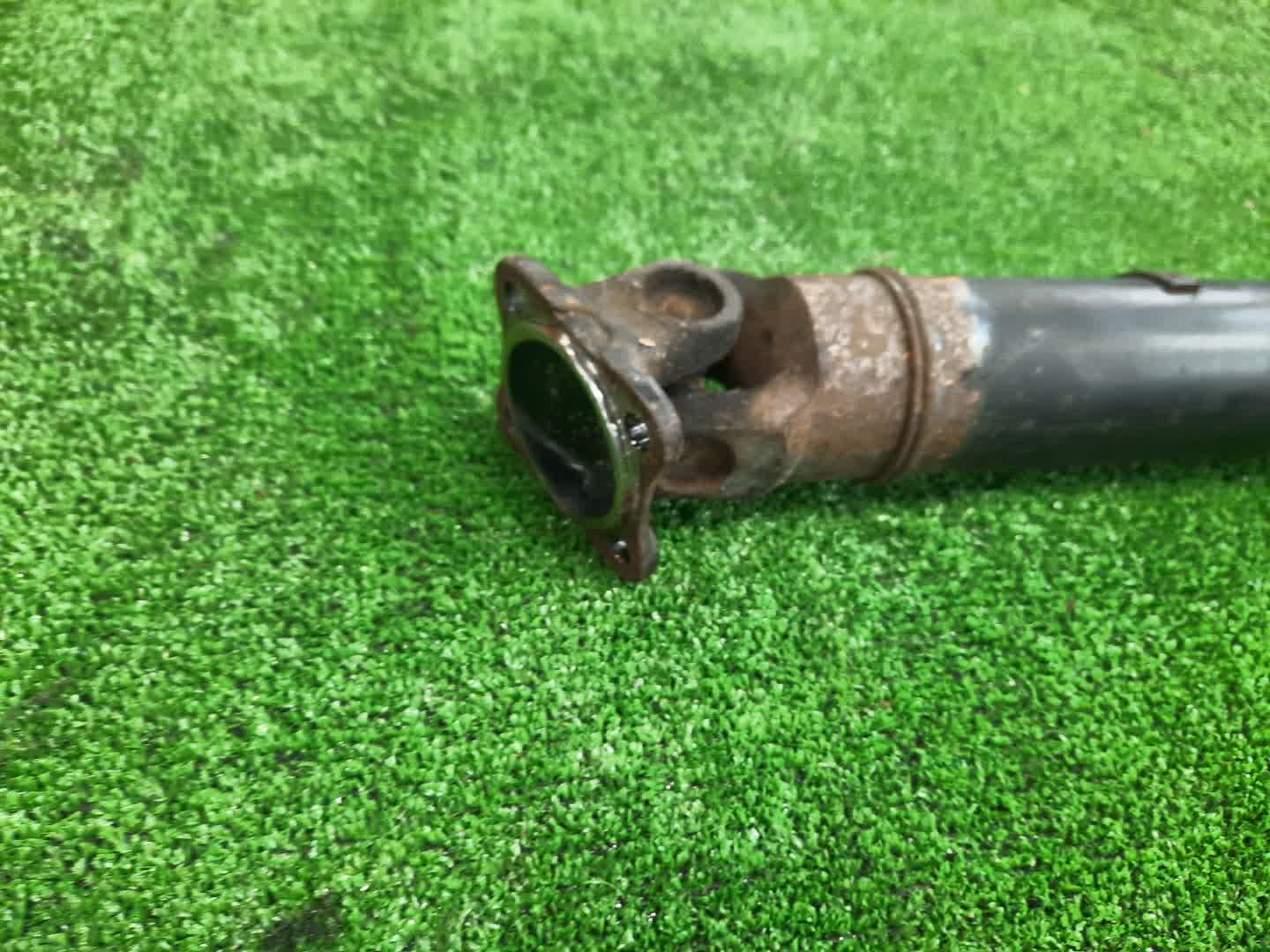 Кардан задний HONDA CIVIC FERIO ES2 D15B 10113 2 ракурс Кардан задний HONDA CIVIC FERIO ES2 D15B 10113 2 ракурс