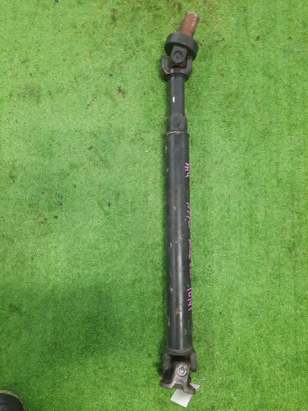 Кардан задний MITSUBISHI PAJERO IO H77W 4G94 10141 1 ракурс Кардан задний MITSUBISHI PAJERO IO H77W 4G94 10141 1 ракурс