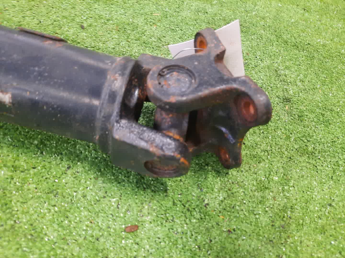 Кардан задний MITSUBISHI PAJERO IO H77W 4G94 10141 2 ракурс Кардан задний MITSUBISHI PAJERO IO H77W 4G94 10141 2 ракурс