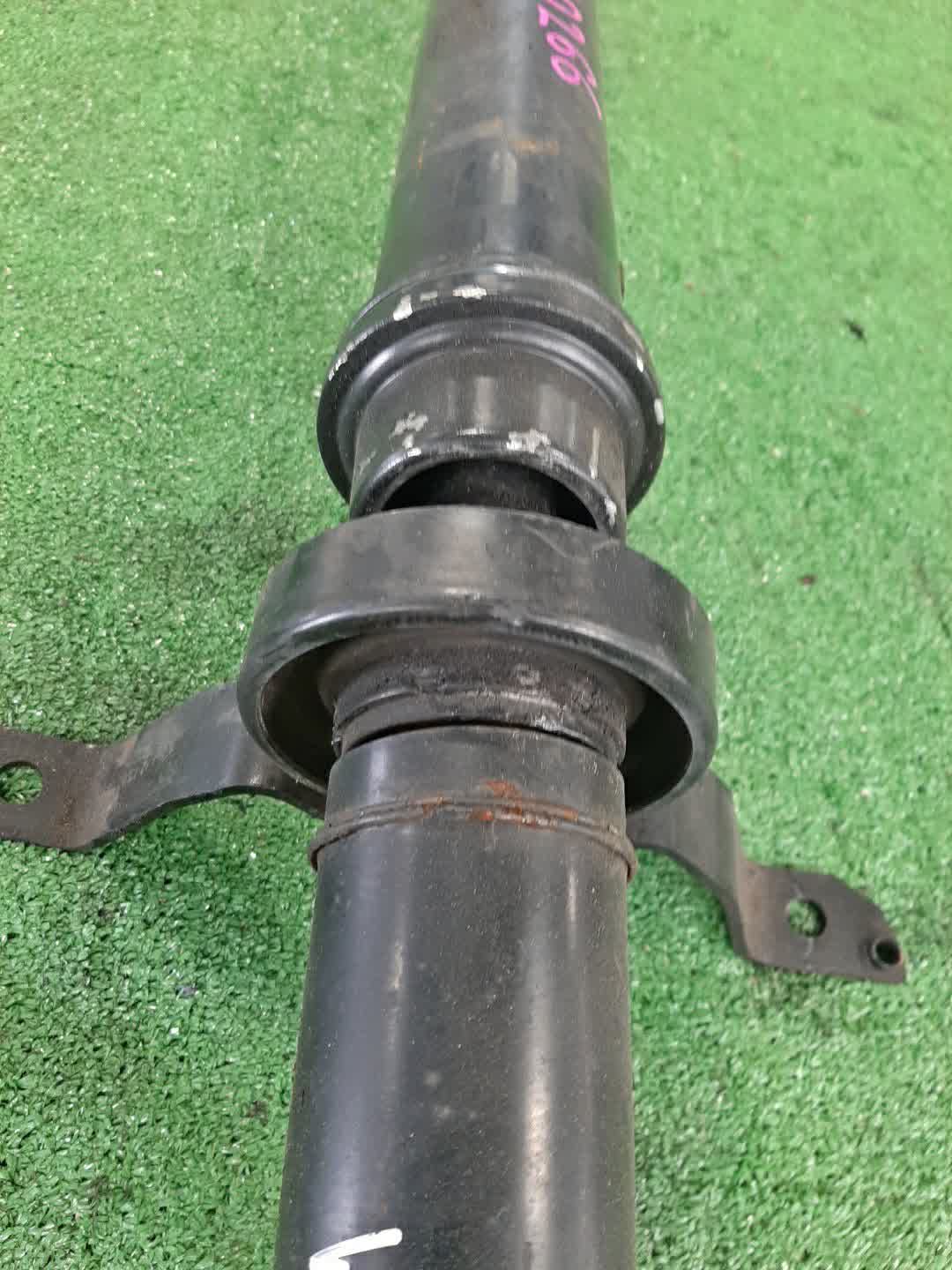 Кардан задний AUDI A4 8K2 CDN 10266 2 ракурс Кардан задний AUDI A4 8K2 CDN 10266 2 ракурс