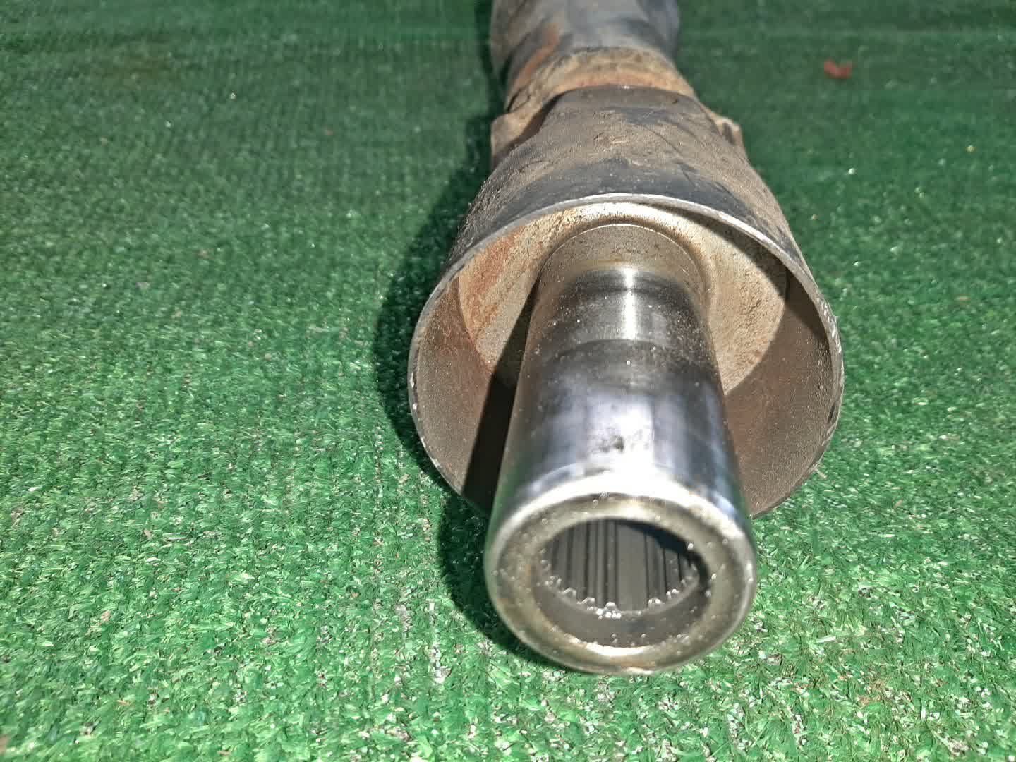 Кардан задний TOYOTA RUSH J210E 3SZ-VE 10320 3 ракурс Кардан задний TOYOTA RUSH J210E 3SZ-VE 10320 3 ракурс