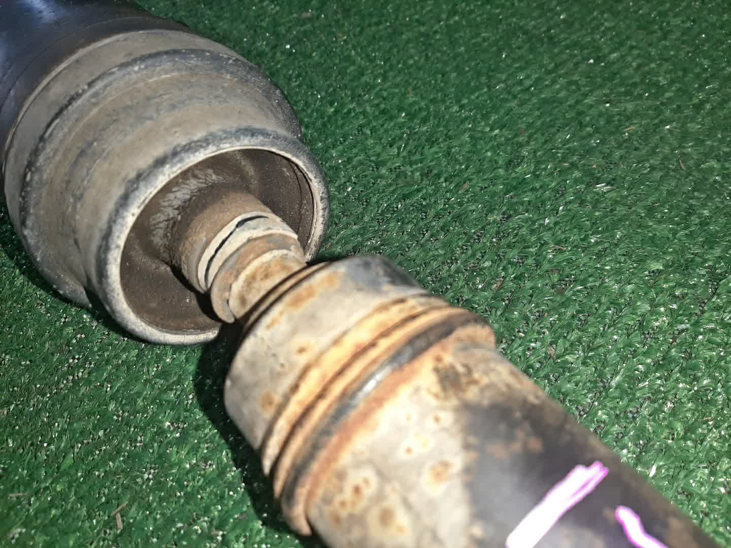 Кардан передний TOYOTA RUSH J210E 3SZ-VE 10321 2 ракурс Кардан передний TOYOTA RUSH J210E 3SZ-VE 10321 2 ракурс
