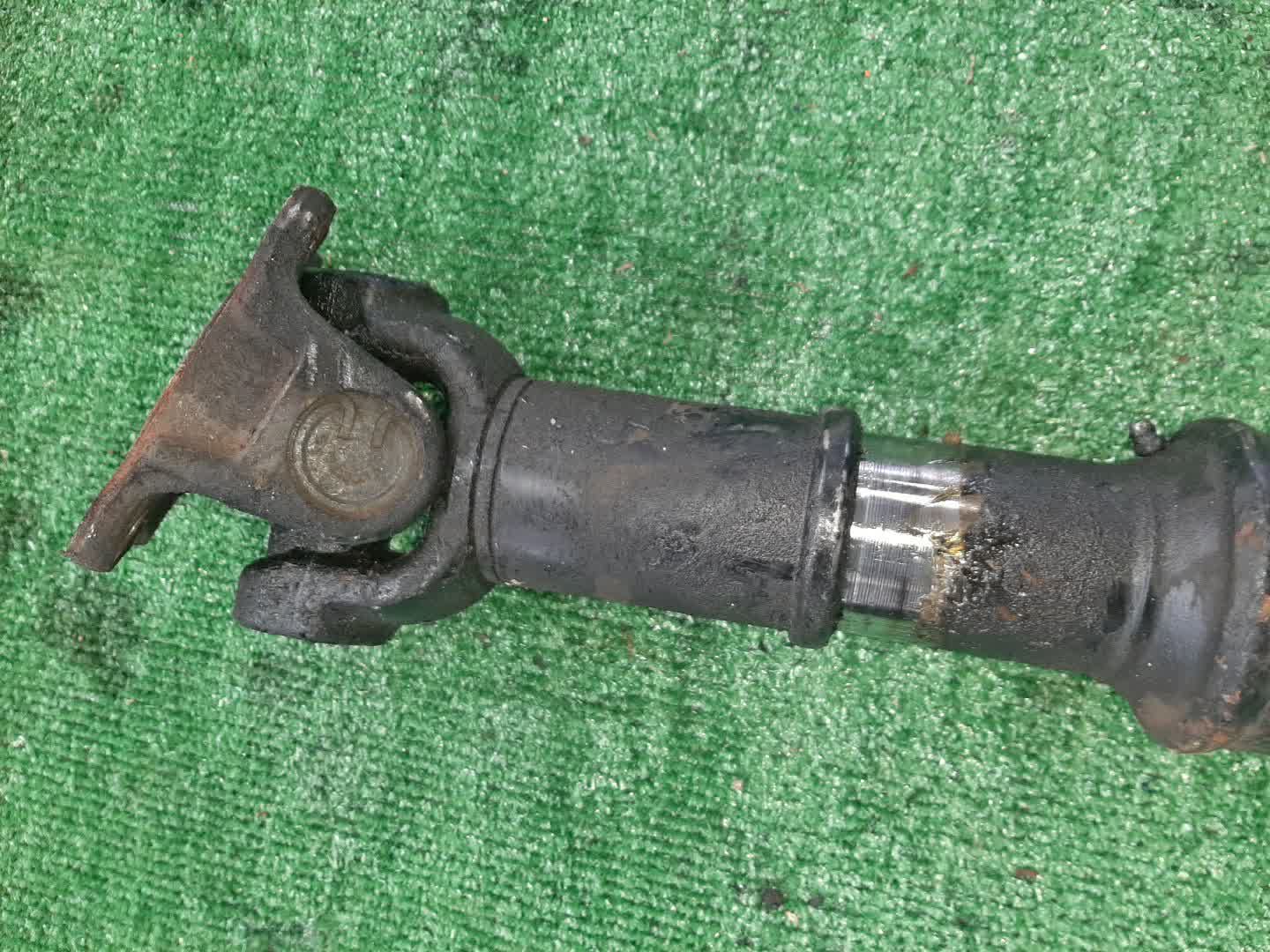 Кардан задний TOYOTA DYNA XZU538 N04C 10494 3 ракурс