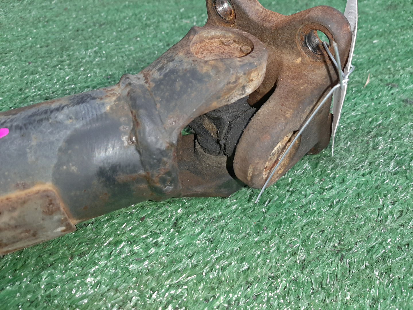 Кардан передний MITSUBISHI PAJERO IO H76W 4G93 10619 2 ракурс