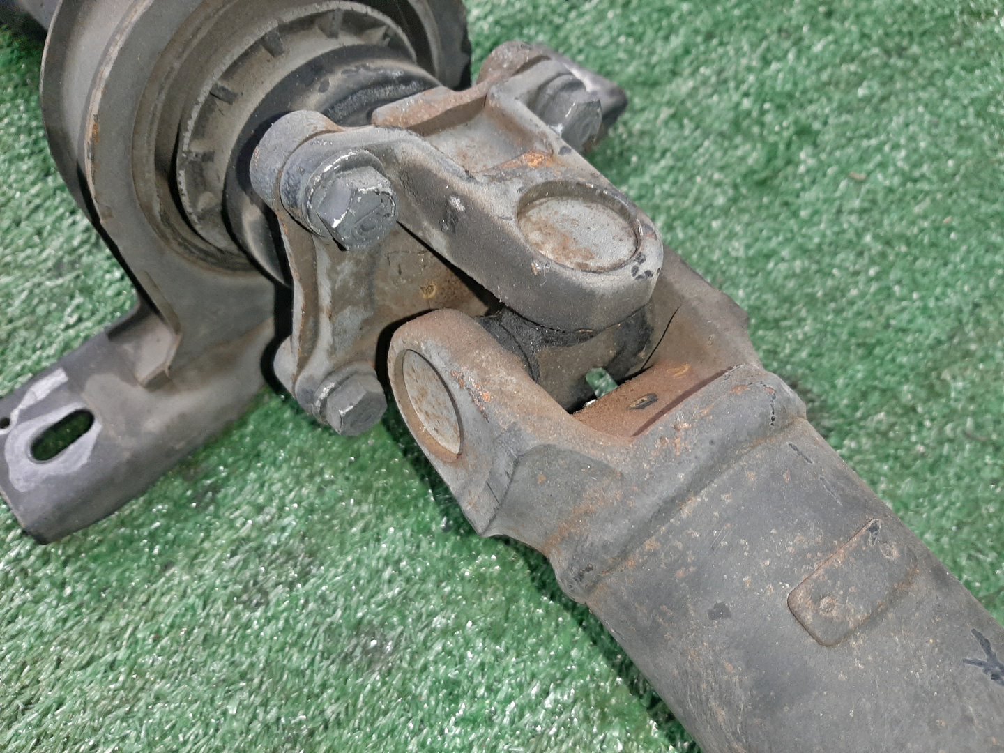 Кардан задний TOYOTA RUSH J210E 3SZ-VE 10637 2 ракурс Кардан задний TOYOTA RUSH J210E 3SZ-VE 10637 2 ракурс
