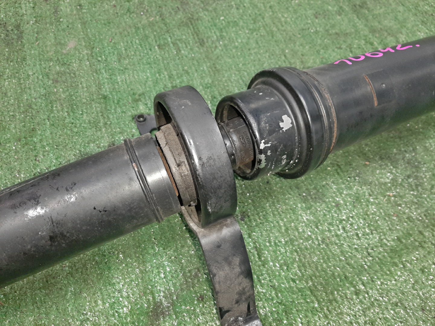Кардан задний AUDI A5 8T3 CDN 10642 3 ракурс Кардан задний AUDI A5 8T3 CDN 10642 3 ракурс