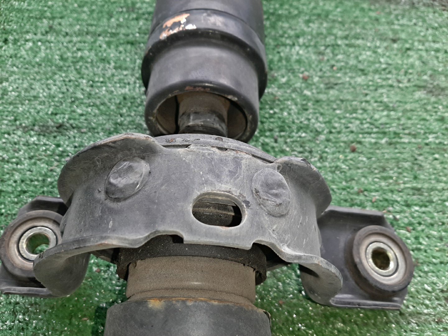 Кардан задний MITSUBISHI GRANDIS NA4W 4G69 10763 4 ракурс