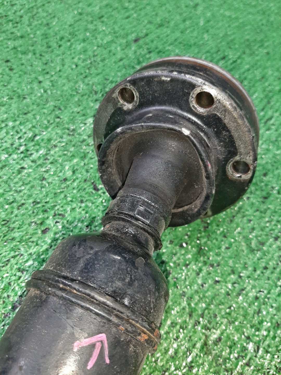 Кардан передний SUZUKI ESCUDO TDA4W J24B 10811 3 ракурс