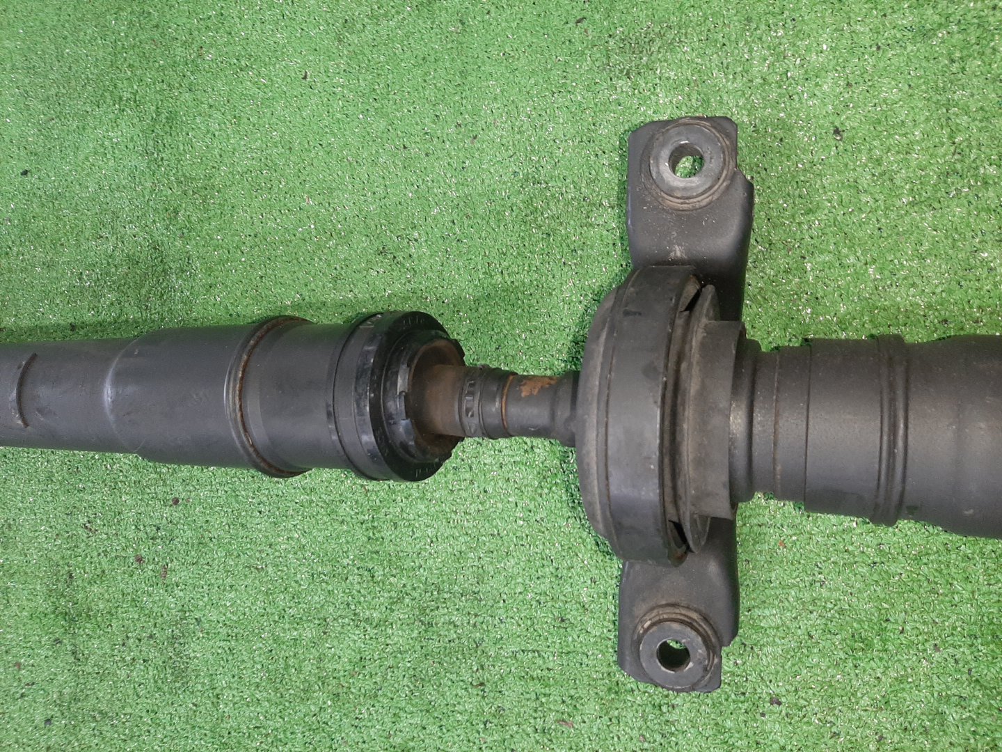 Кардан задний SUBARU FORESTER SJG FA20F 1681 2 ракурс