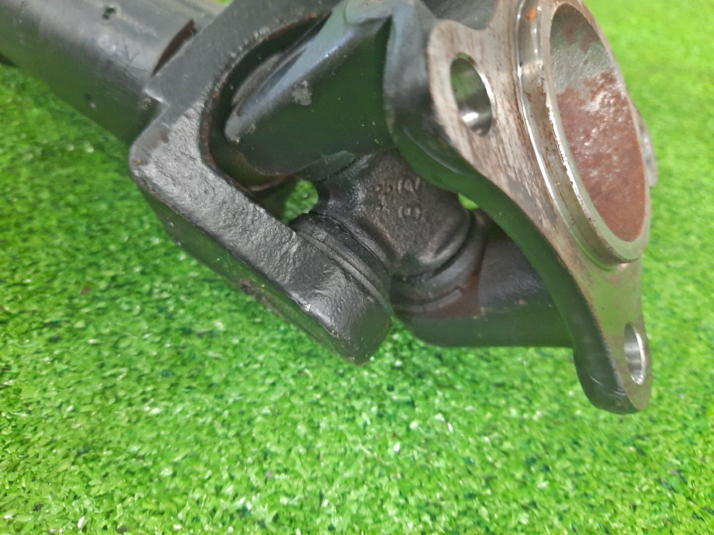 Кардан передний NISSAN ELGRAND APWE50 VQ35DE 1733 2 ракурс