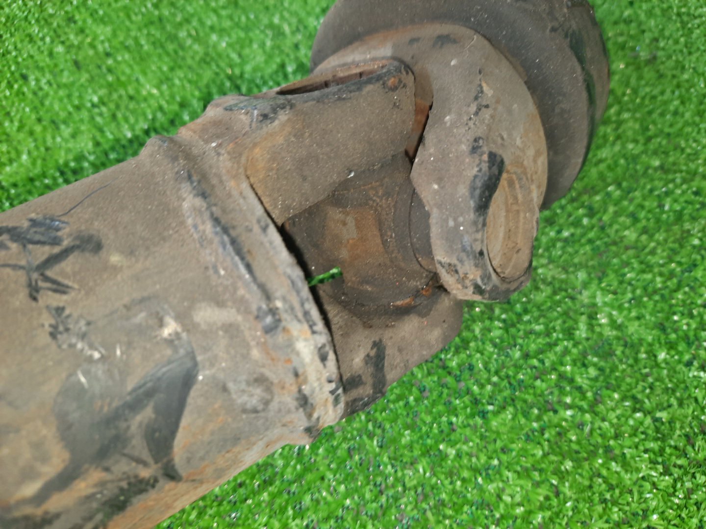 Кардан задний TOYOTA IST NCP65 1NZ-FE 1775 2 ракурс
