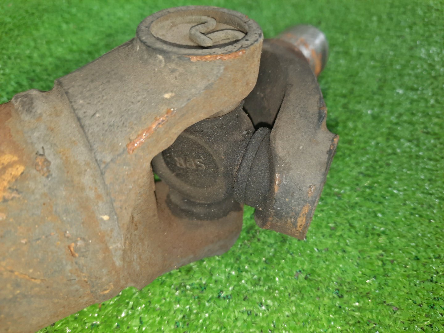 Кардан задний JEEP WRANGLER TJ ERH 1794 2 ракурс Кардан задний JEEP WRANGLER TJ ERH 1794 2 ракурс