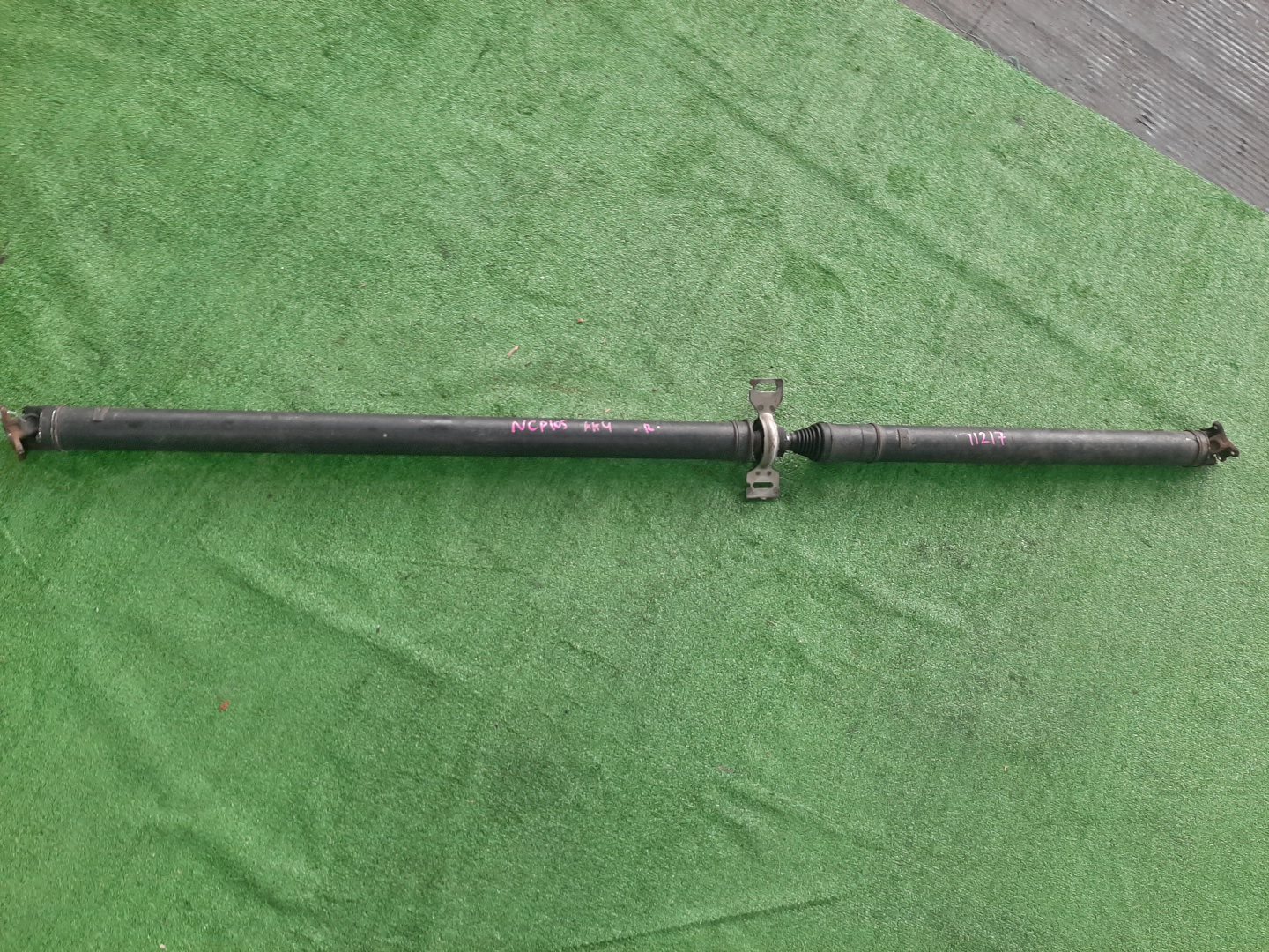 Кардан задний TOYOTA RACTIS NCP105 1NZ-FE 11217 1 ракурс