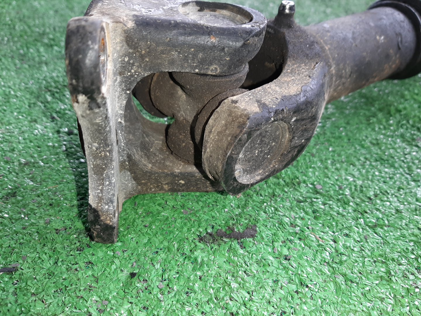 Кардан передний SUZUKI JIMNY JB23W K6A-T 11226 2 ракурс