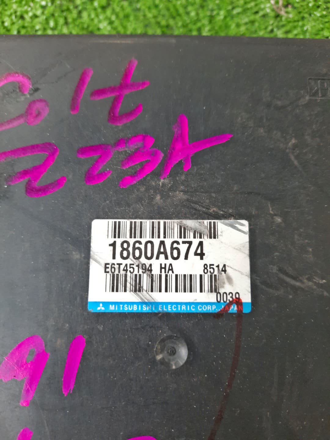 MITSUBISHI COLT Z23A 4A91 1860A674 2 ракурс