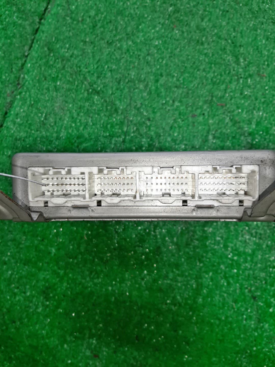  MAZDA MPV LW3W L3-DE E6T53172H 2 ракурс