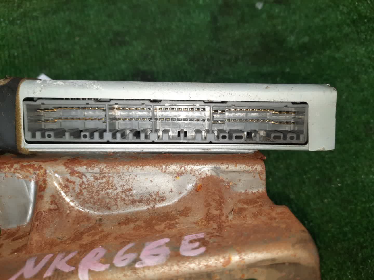  ISUZU ELF NKR66 8972881380 2 ракурс