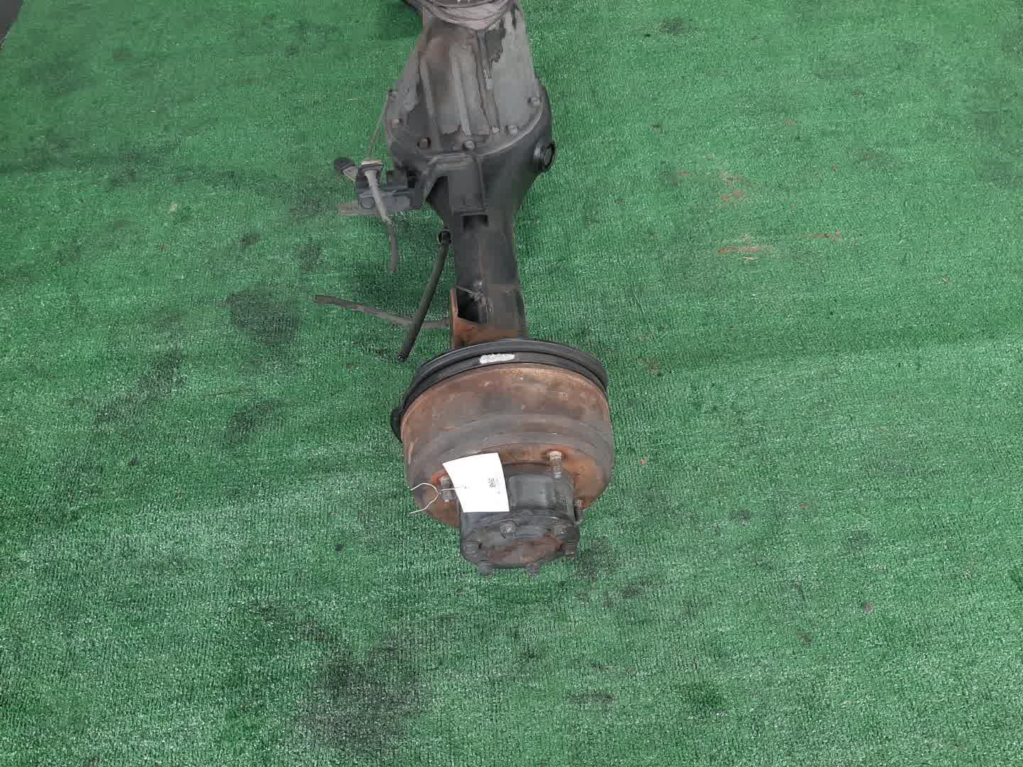 Мост задний NISSAN VANETTE SKF2VN RF 3137 3 ракурс